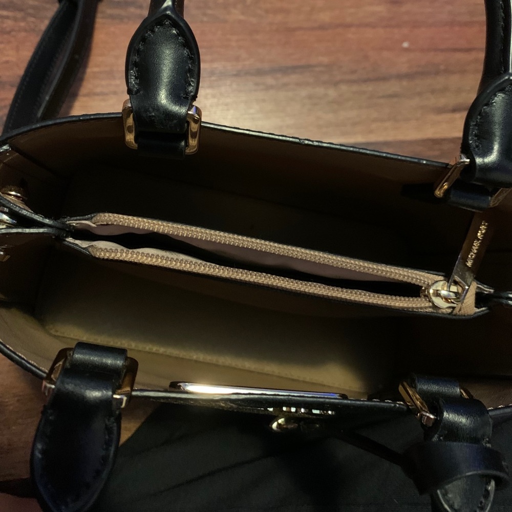 Michael Kors Purse & Wallet - Picture 5 of 12